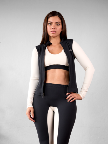 Chaqueta Negra Manga Larga Blanca - Imagen 2