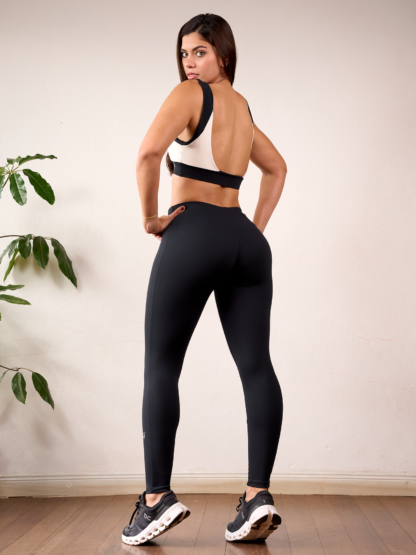 Leggin Negro Lineas Blancas