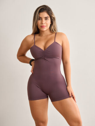 Enterizo 020 Estraple Uva Corto