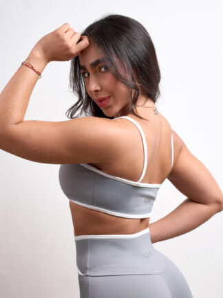 Top Estraple Gris Sesgos Blanco